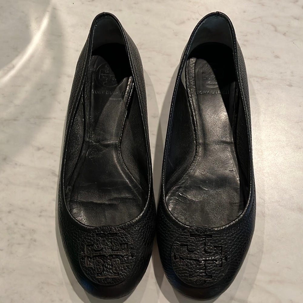 TORY BURCH Pebbled Leather Ballet Flats